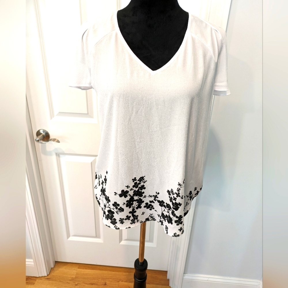 Women's Size S Top/Blouse